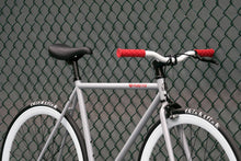 Načíst obrázek do prohlížeče Galerie, Tango